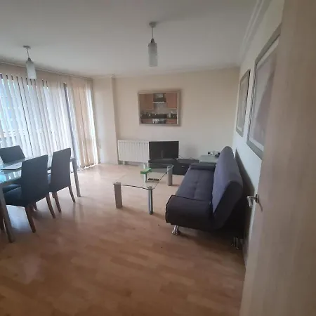 Modern Apartment In London
